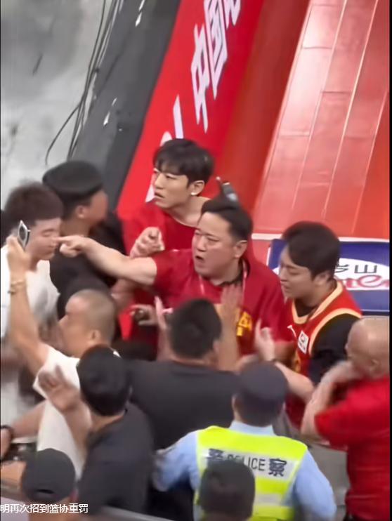 美媒谈萨博尼斯或加盟黄蜂 美媒谈萨博尼斯或加盟黄蜂